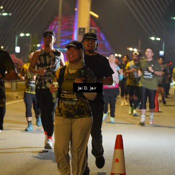 Runner Photo 6110009