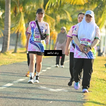 Runner Photo 6110078