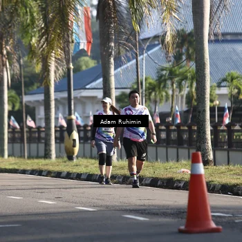 Runner Photo 6110210