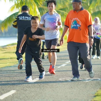 Runner Photo 6110405