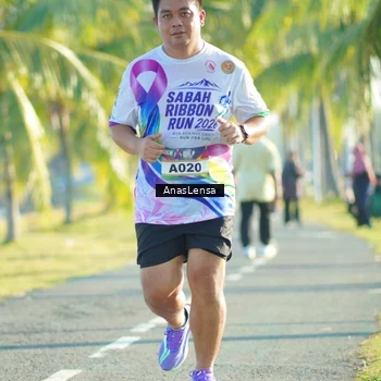 Runner Photo 6110418
