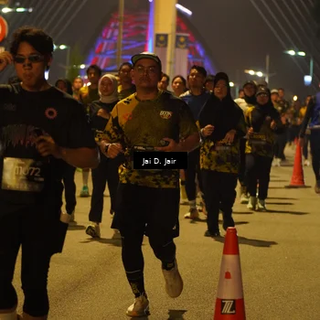 Runner Photo 6110615