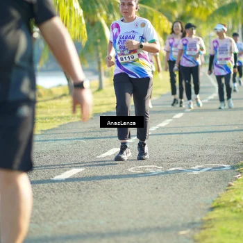Runner Photo 6110807