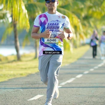Runner Photo 6110940