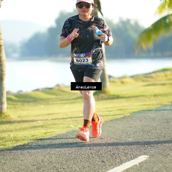 Runner Photo 6110942