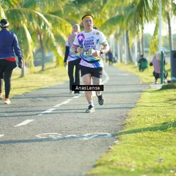 Runner Photo 6111009