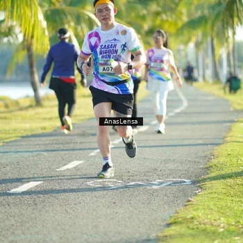 Runner Photo 6111021