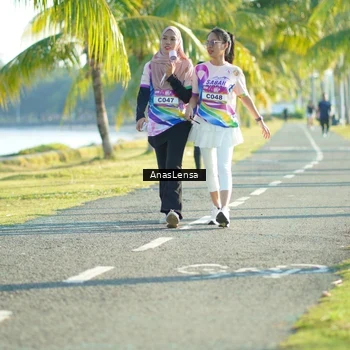 Runner Photo 6111024