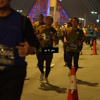 Runner Photo 6111162