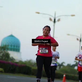 Runner Photo 6111185