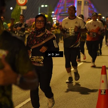 Runner Photo 6111283