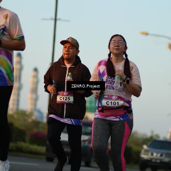 Runner Photo 6111297