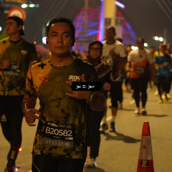 Runner Photo 6111361