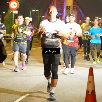 Runner Photo 6111380