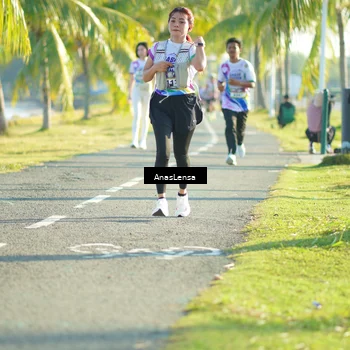 Runner Photo 6111420