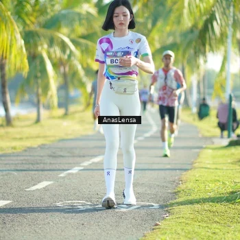 Runner Photo 6111475