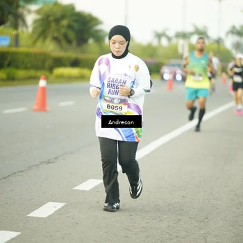 Runner Photo 6111535