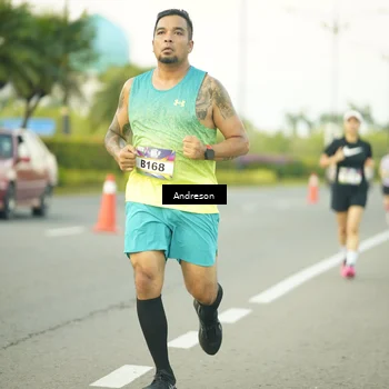 Runner Photo 6111540