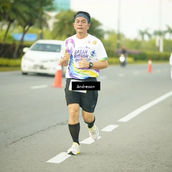 Runner Photo 6111546