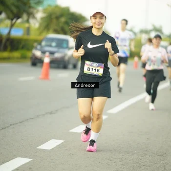 Runner Photo 6111581