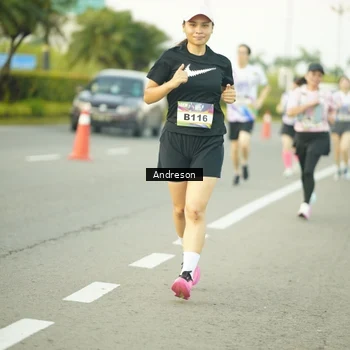 Runner Photo 6111590