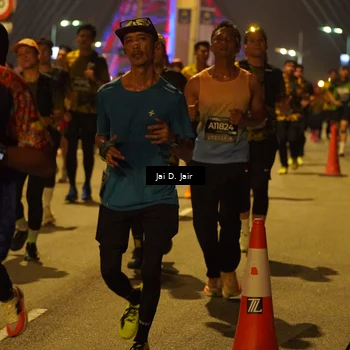 Runner Photo 6111591