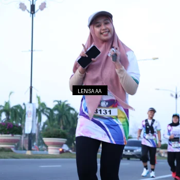 Runner Photo 6111709