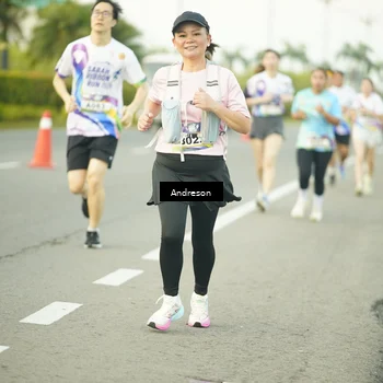 Runner Photo 6111723