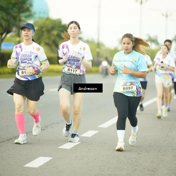 Runner Photo 6111799