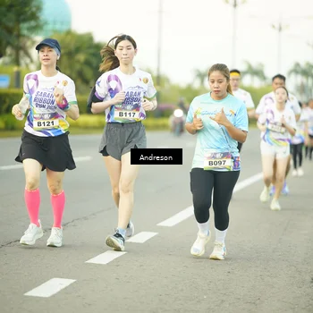Runner Photo 6111802