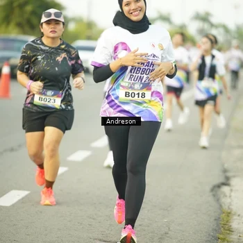 Runner Photo 6112120