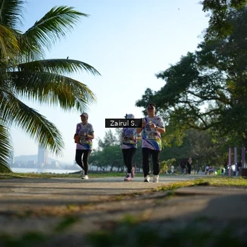 Runner Photo 6112384