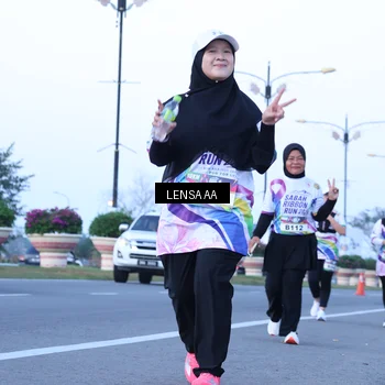 Runner Photo 6113028