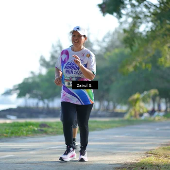 Runner Photo 6113042