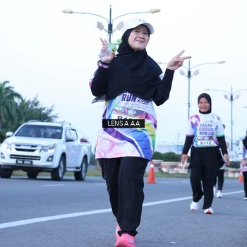 Runner Photo 6113052