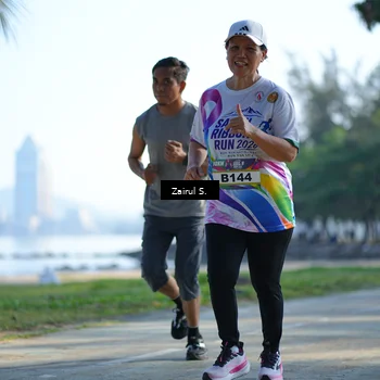 Runner Photo 6113069