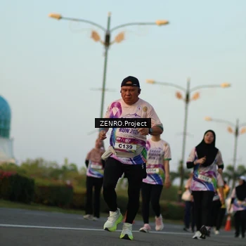 Runner Photo 6113122