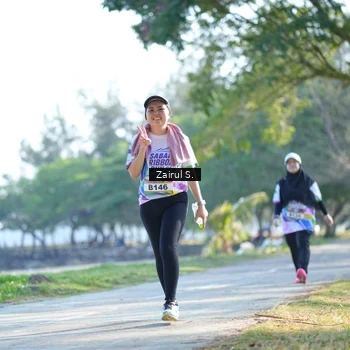 Runner Photo 6113131