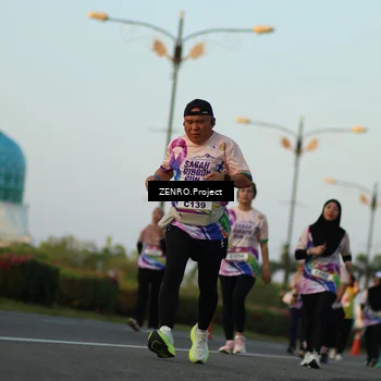 Runner Photo 6113145