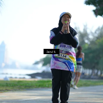 Runner Photo 6113155