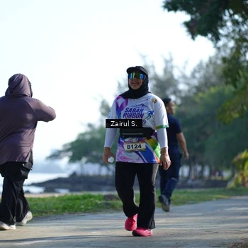 Runner Photo 6113420
