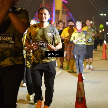 Runner Photo 6113773