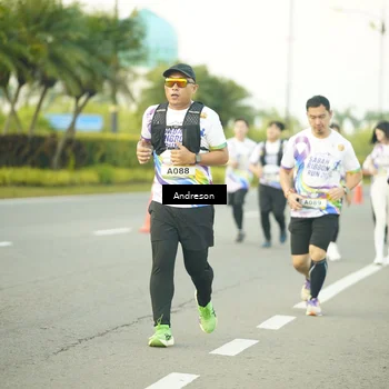 Runner Photo 6113786