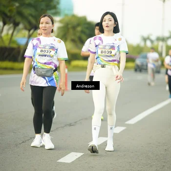Runner Photo 6113855