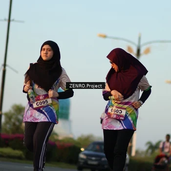 Runner Photo 6114007