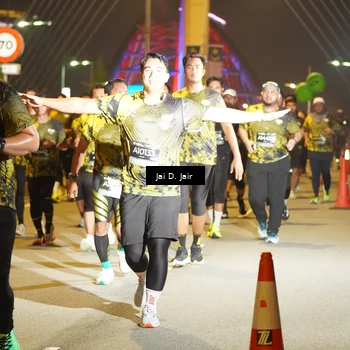 Runner Photo 6114061