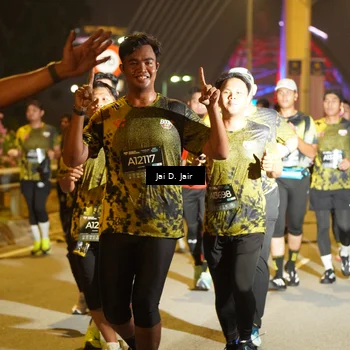 Runner Photo 6114193