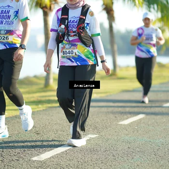 Runner Photo 6114247