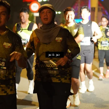 Runner Photo 6114383