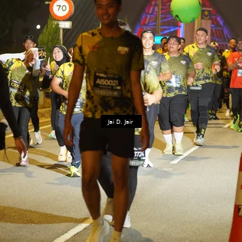 Runner Photo 6114524
